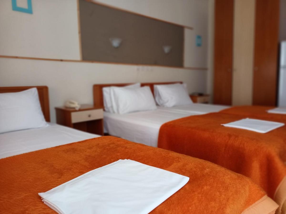 Efstratios Hotel Loutra Edipsou  Ruang foto