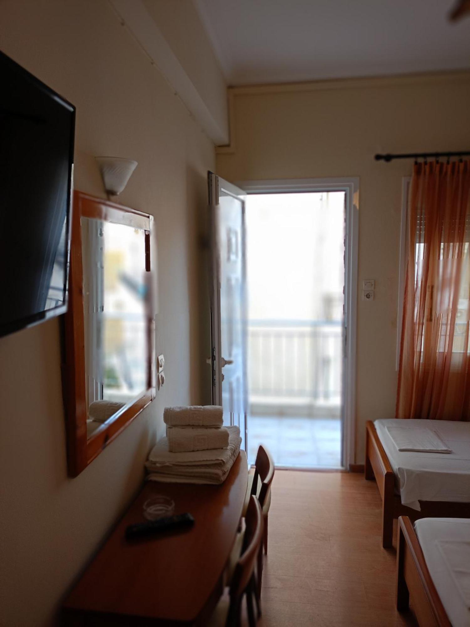 Efstratios Hotel Loutra Edipsou  Bagian luar foto
