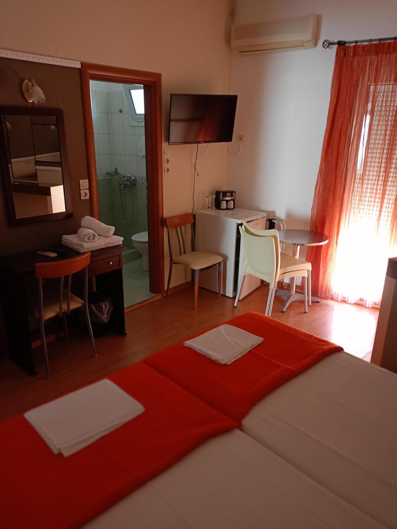 Efstratios Hotel Loutra Edipsou  Bagian luar foto