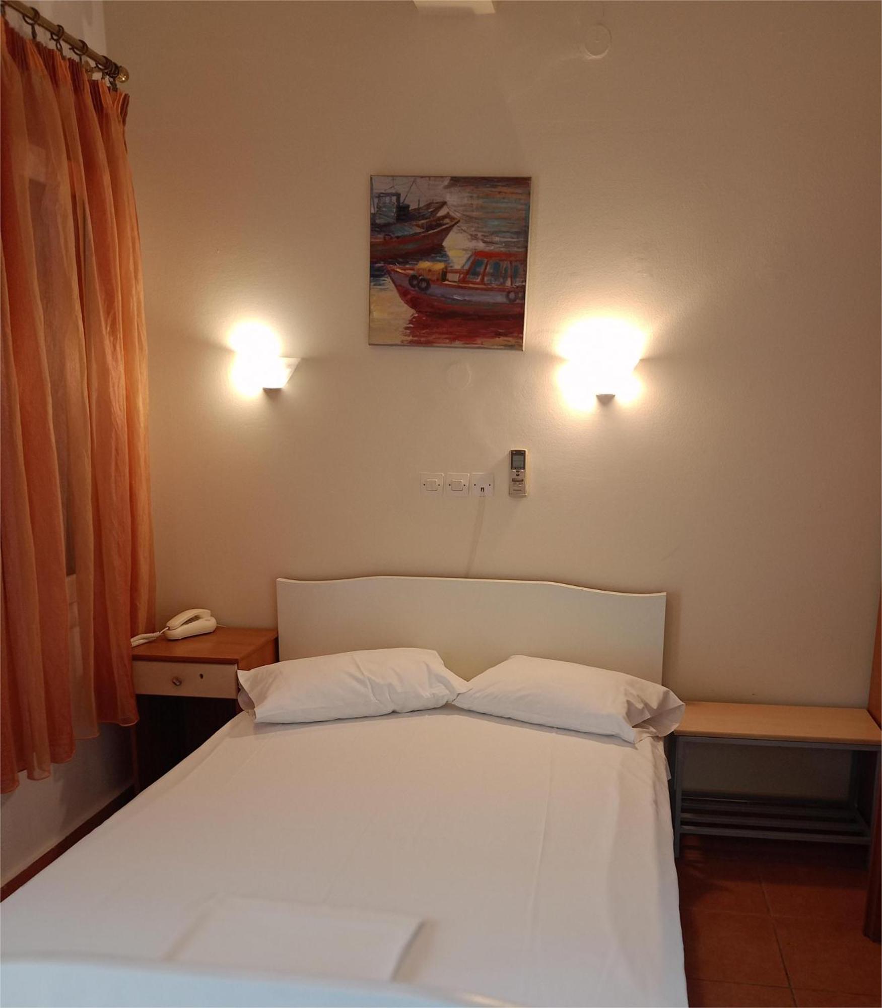 Efstratios Hotel Loutra Edipsou  Bagian luar foto