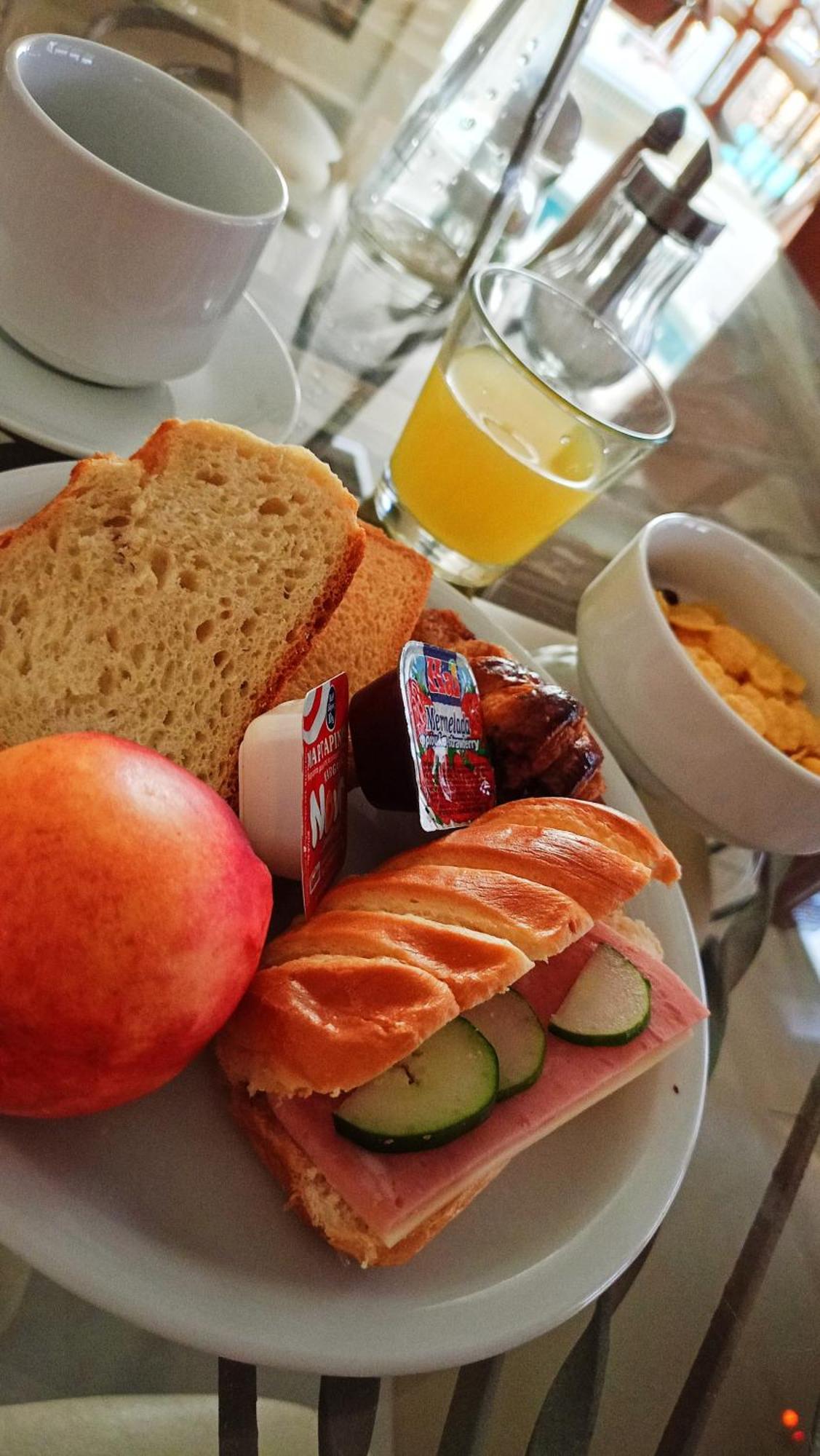 Efstratios Hotel Loutra Edipsou  Bagian luar foto