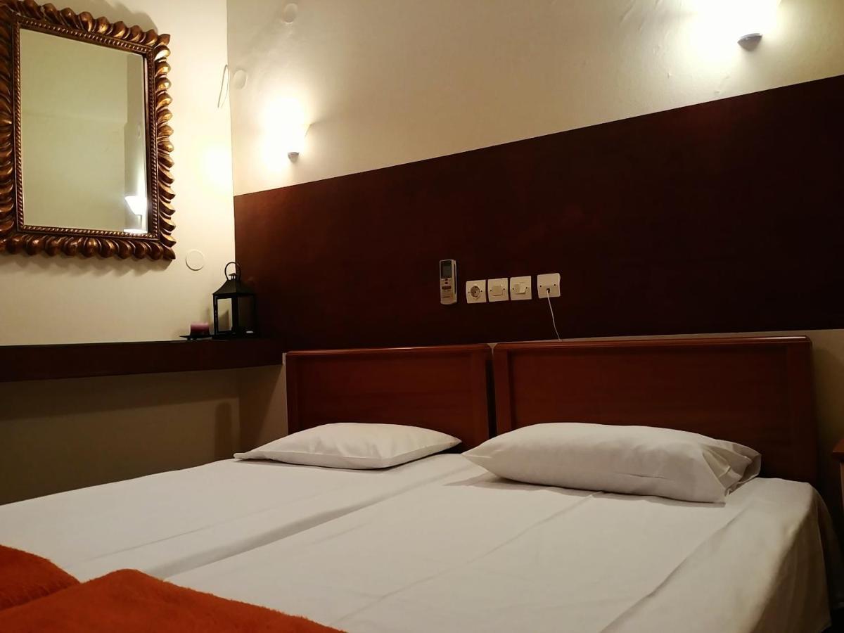 Efstratios Hotel Loutra Edipsou  Bagian luar foto